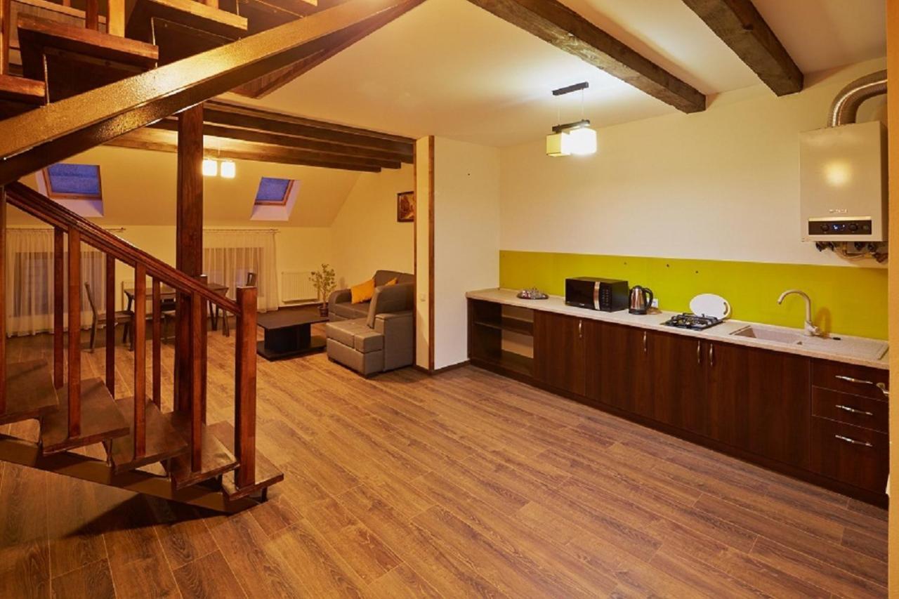 Apartment On Lychakivska Lviv Extérieur photo